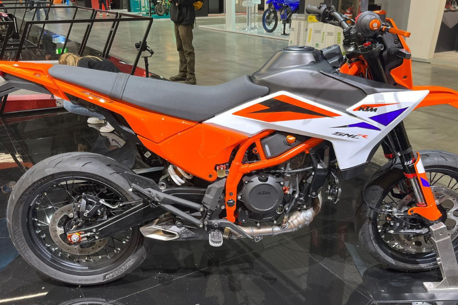 KTM 390 SMC R