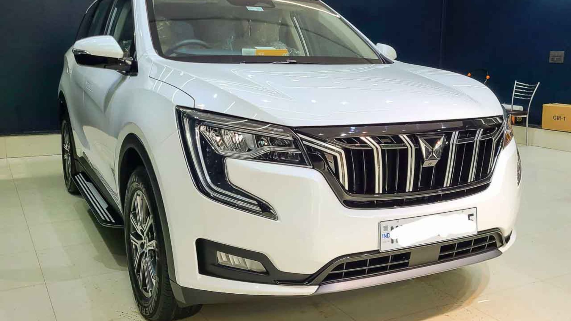 xuv 700