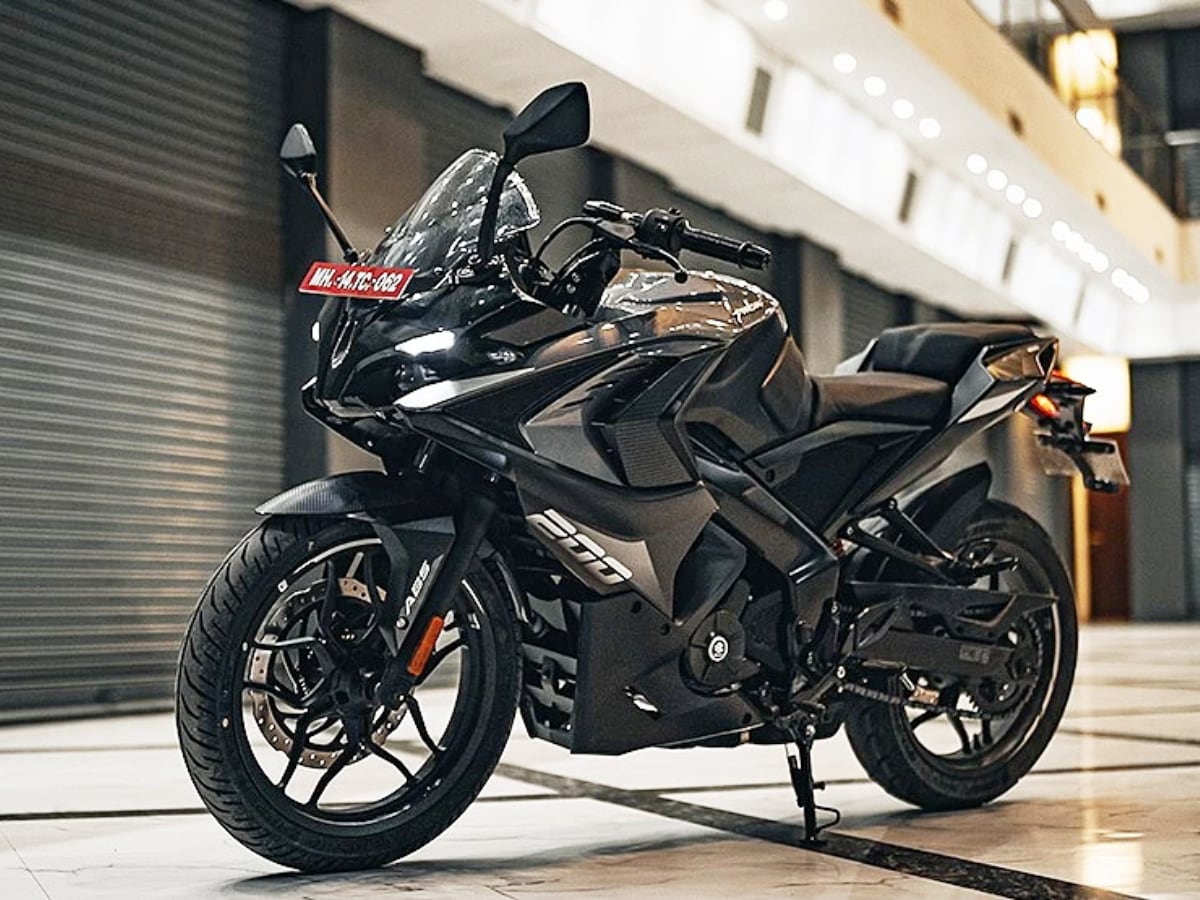 Bajaj Pulsar Rs200