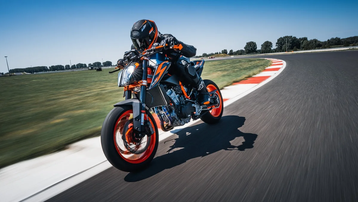 KTM 890 Duke R